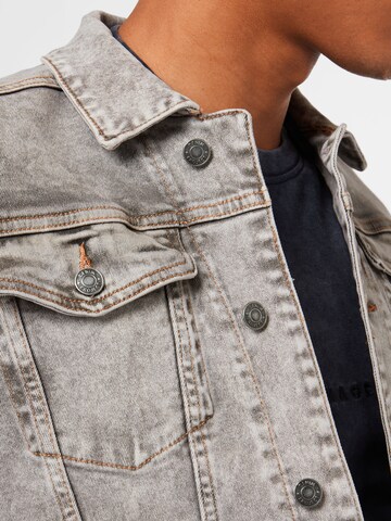 Coupe regular Veste mi-saison 'Kash' Denim Project en gris