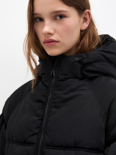 Pull&Bear Přechodná bunda - černá, Produkt