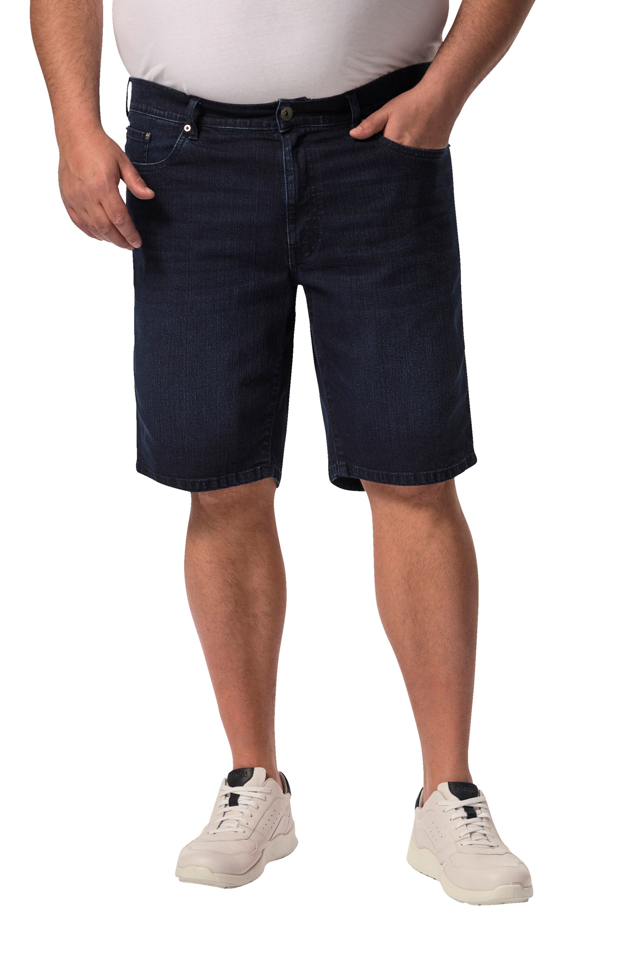 John F. Gee Regular Jeans in Blue: front