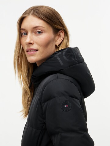 TOMMY HILFIGER - Casaco de inverno em preto