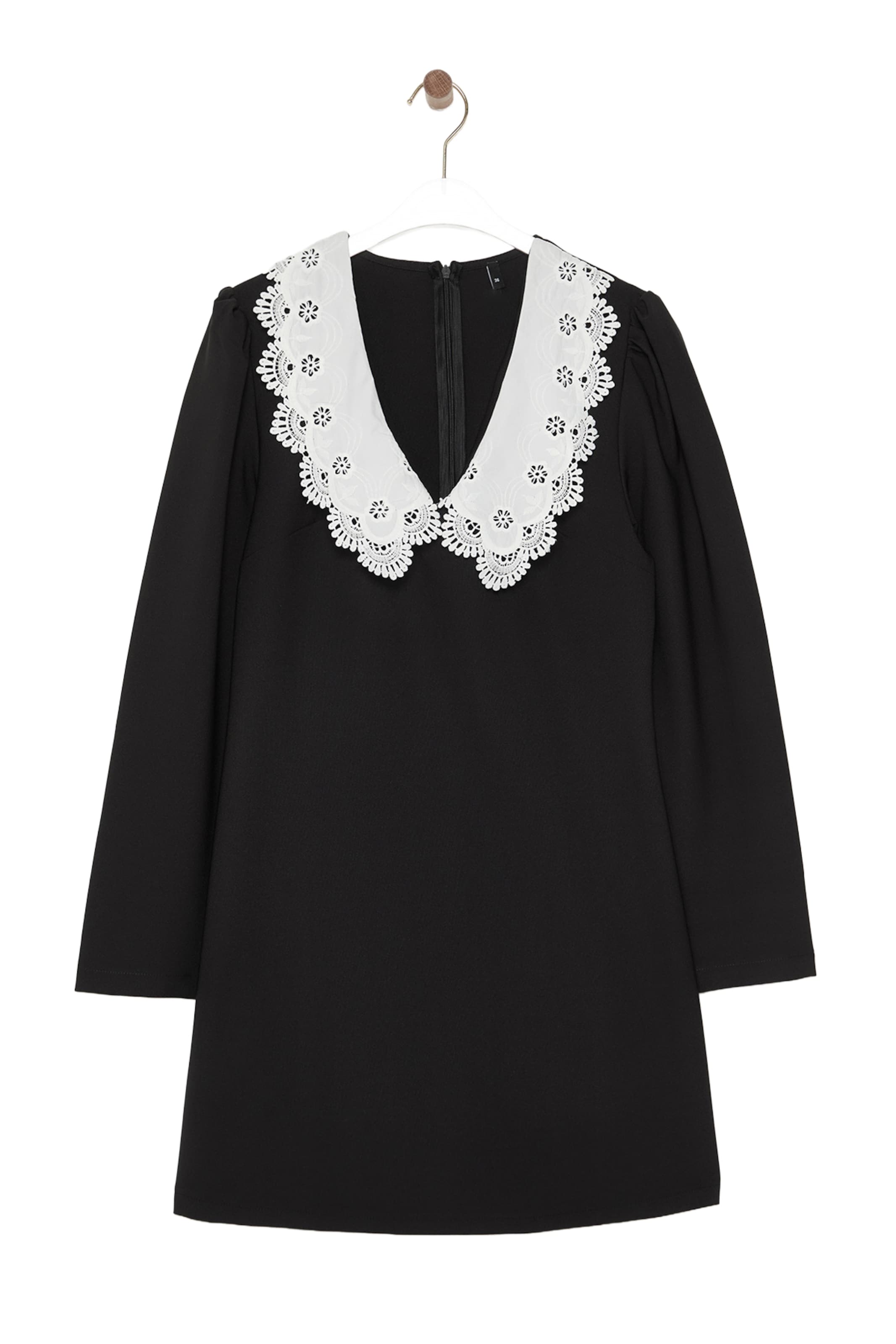 Trendyol Dress in Black: front
