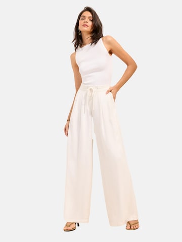 Friends Like These Laskoshousut värissä valkoinen: etupuoli