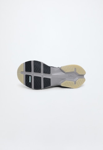 Sneaker bassa 'Cloudpulse 2' di On in nero