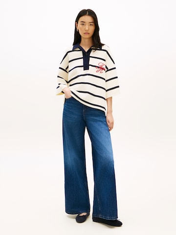 TOMMY HILFIGER Sweater in Beige