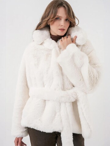 Bigdart Tussenmantel in Beige: voorkant