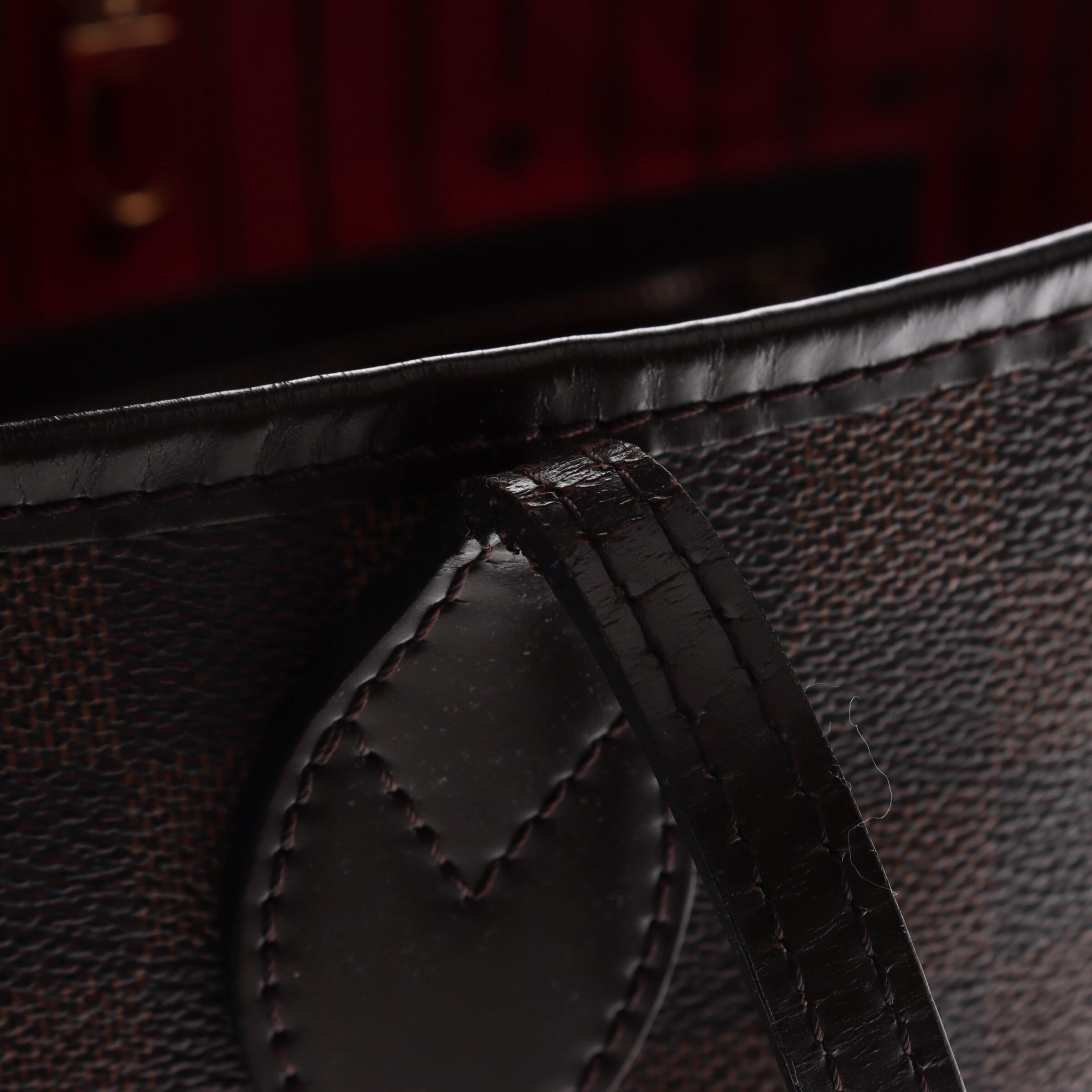 Louis Vuitton Bag in One size in Brown