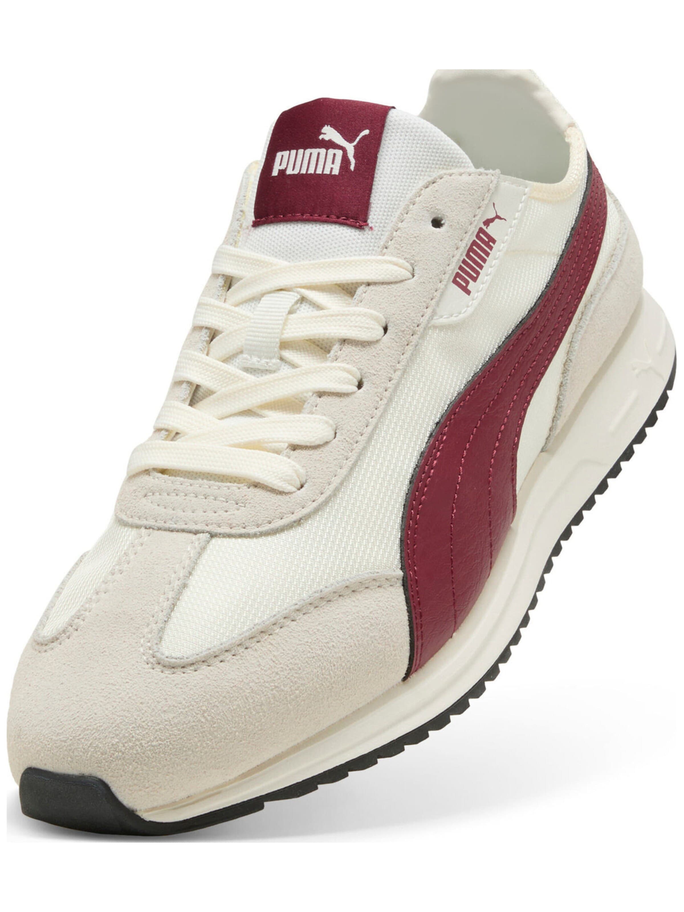 Scarpa sportiva di PUMA in beige