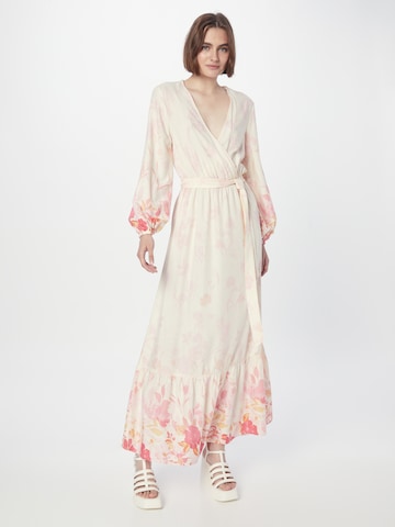 Robe River Island en beige : devant