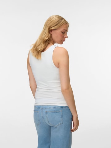 Vero Moda Maternity Shirt in White