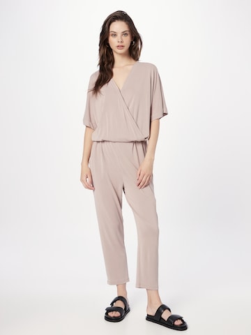 Urban Classics Jumpsuit in Roze: voorkant