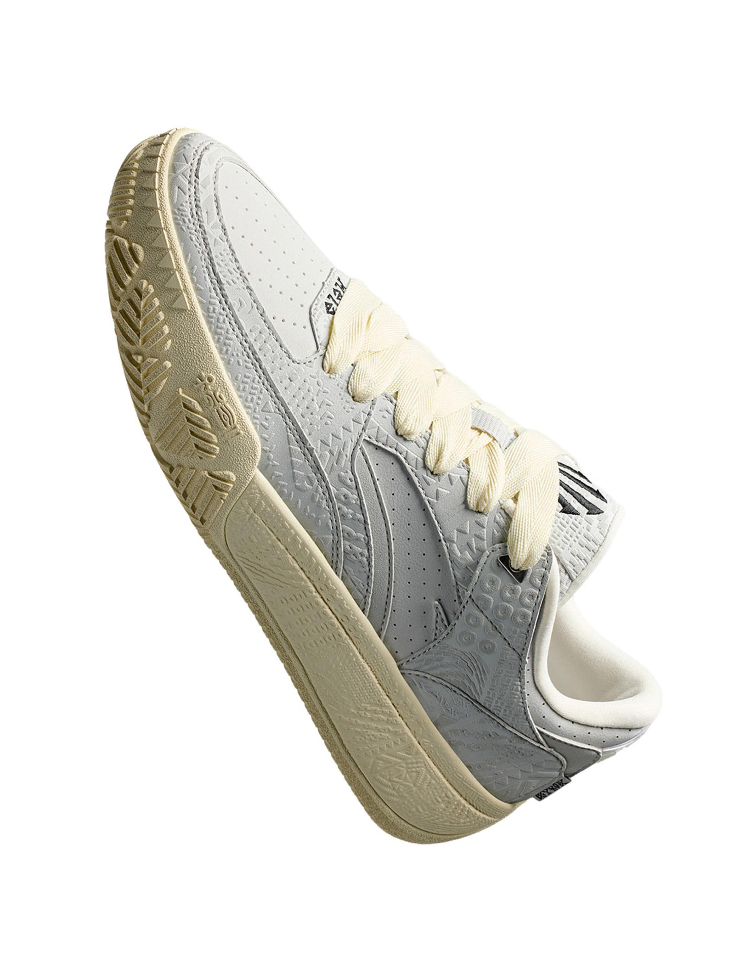 ANTA Sportschuh 'Anta KAI Hela Code Lifestyle Shoes'‌ in Grau