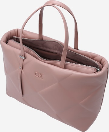 Calvin Klein Shopper in Lila