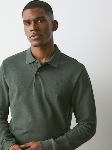 Next Shirt in Green