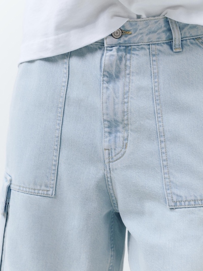 Pull&Bear Cargo jeans in 36 in Light blue, Item view