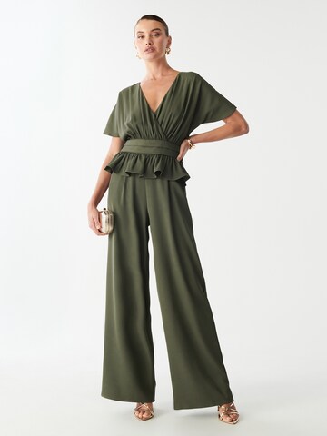 Salopeta 'AURA' de la BWLDR pe verde: față