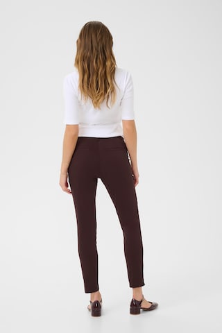 Kaffe - Slimfit Pantalón chino 'KALea' en marrón