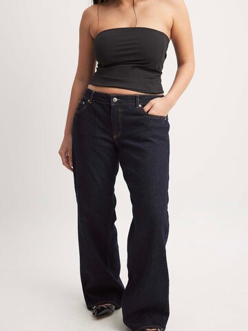 NA-KD Wide leg Jeans in Black: front