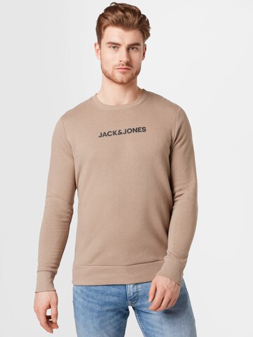 JACK & JONESSweater majica 'You' - smeđa boja: prednji dio