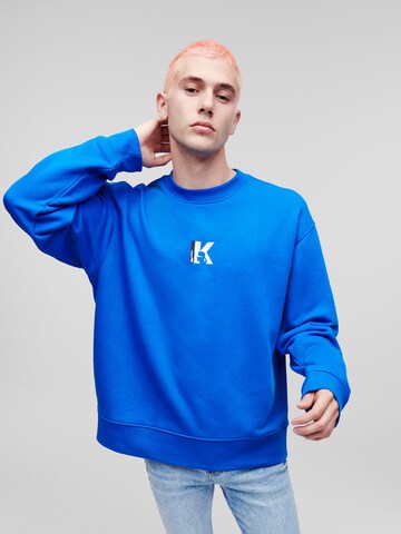 KARL LAGERFELD JEANS - Sweatshirt em azul: frente