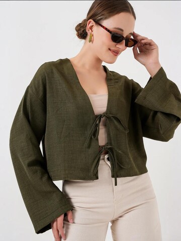 Bigdart - Kimono em verde: frente
