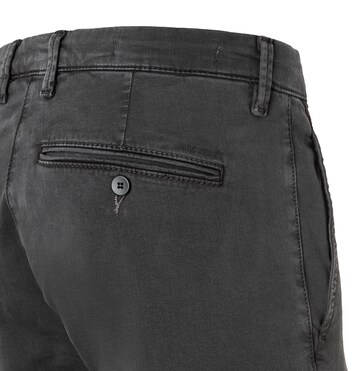MAC Loose fit Chino Pants in Black