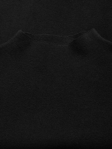 Pull-over 'CHIMNEY' MANGO en noir