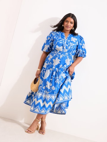 Lipsy Klänning i blå