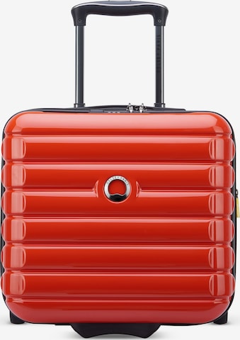 Trolley 'Shadow 5.0' di Delsey Paris in rosso: frontale