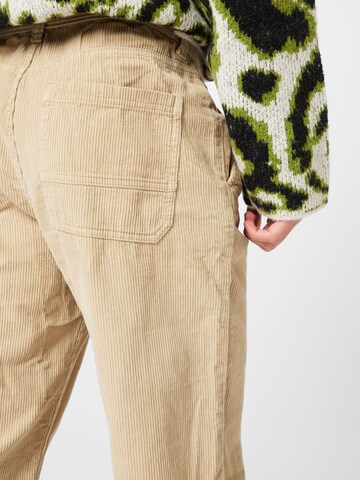 Loosefit Pantaloni di Cotton On in beige