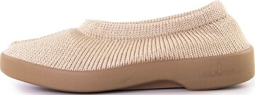 Arcopedico Classic Flats in Beige