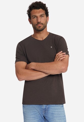 Tricou de la No Excess pe maro