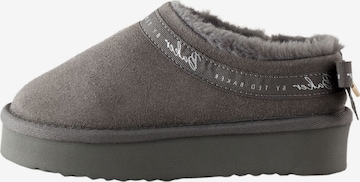 Baker by Ted Baker Low shoe in Grey: front