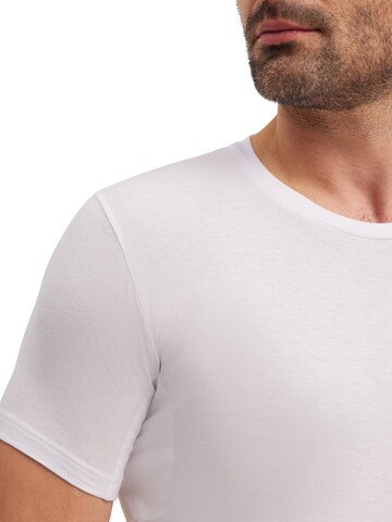 FALKE Undershirt in White