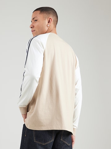 ADIDAS ORIGINALS Koszulka 'CALI' w kolorze beżowy
