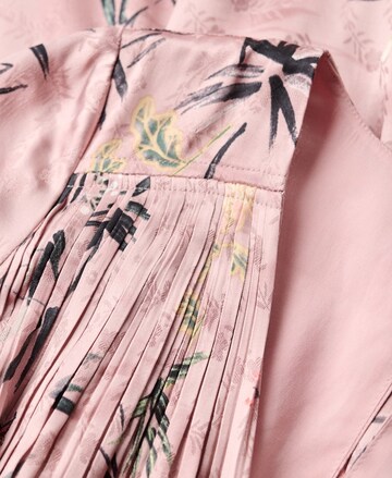 Superdry Kleid in Pink