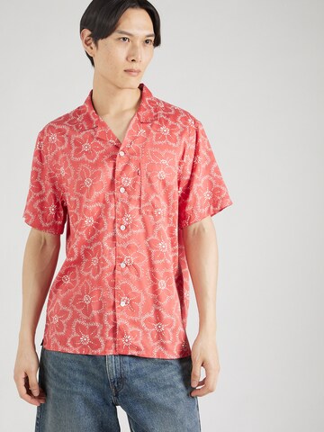 LEVI'S ® - Ajuste confortable Camisa 'CUBANO PARROTS' en rojo: frente