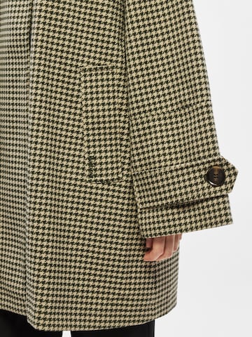 Barbour Átmeneti kabátok 'Kennedy' - bézs