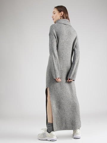 Robes en maille Abercrombie & Fitch en gris