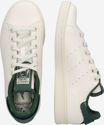 Baskets basses 'Stan Smith' ADIDAS ORIGINALS en blanc