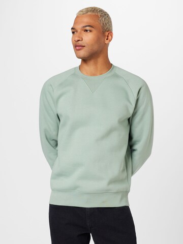 Carhartt WIP Sweatshirt 'Chase' in Green: front