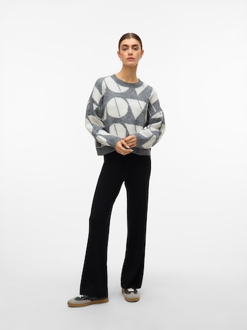 VERO MODA Neulepaita 'VMLOVE' värissä harmaa