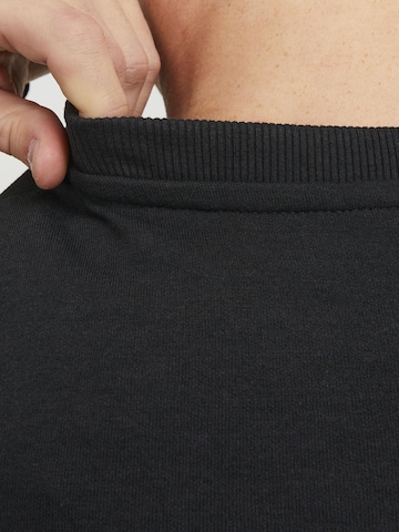 JACK & JONES Sweatshirt in Schwarz