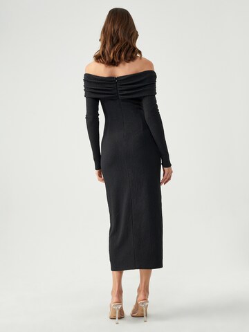 BWLDR - Vestido en negro: atrás