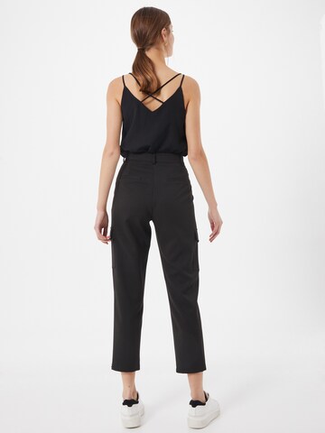 Tapered Pantaloni cargo 'Olivia' di Guido Maria Kretschmer Women in nero