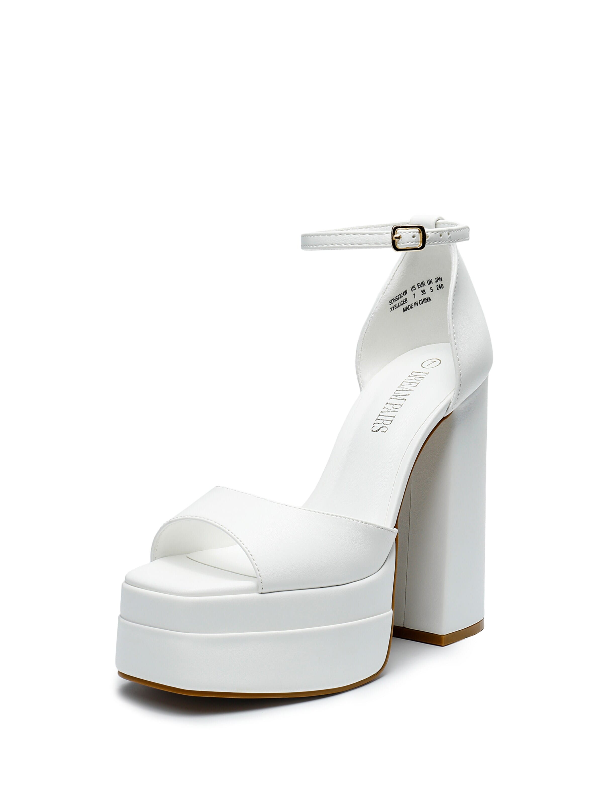 Dream Pairs Strap Sandals in White: front