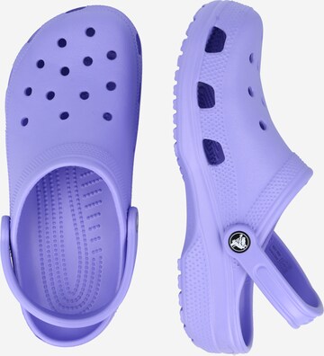 Crocs قبقاب بلون بنفسجي