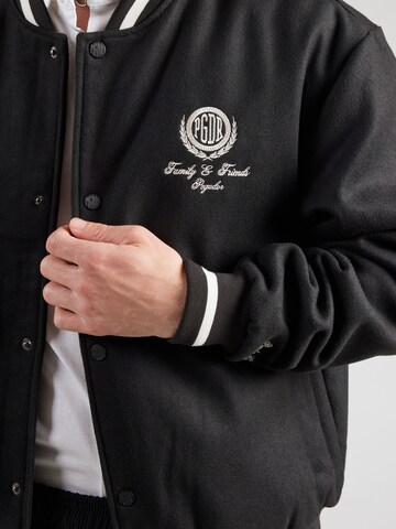 Pegador Φθινοπωρινό και ανοιξιάτικο μπουφάν 'ATMORE VARSITY' σε μαύρο