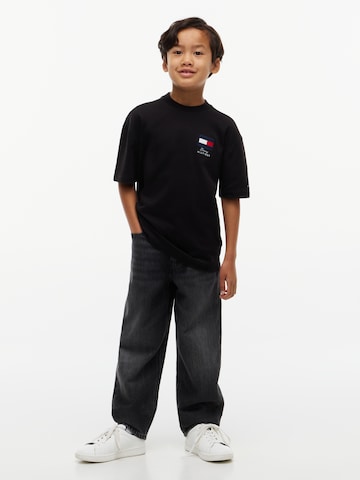 TOMMY HILFIGER T-Shirt in Schwarz