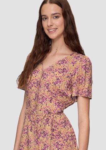 Robe QS en mélange de couleurs