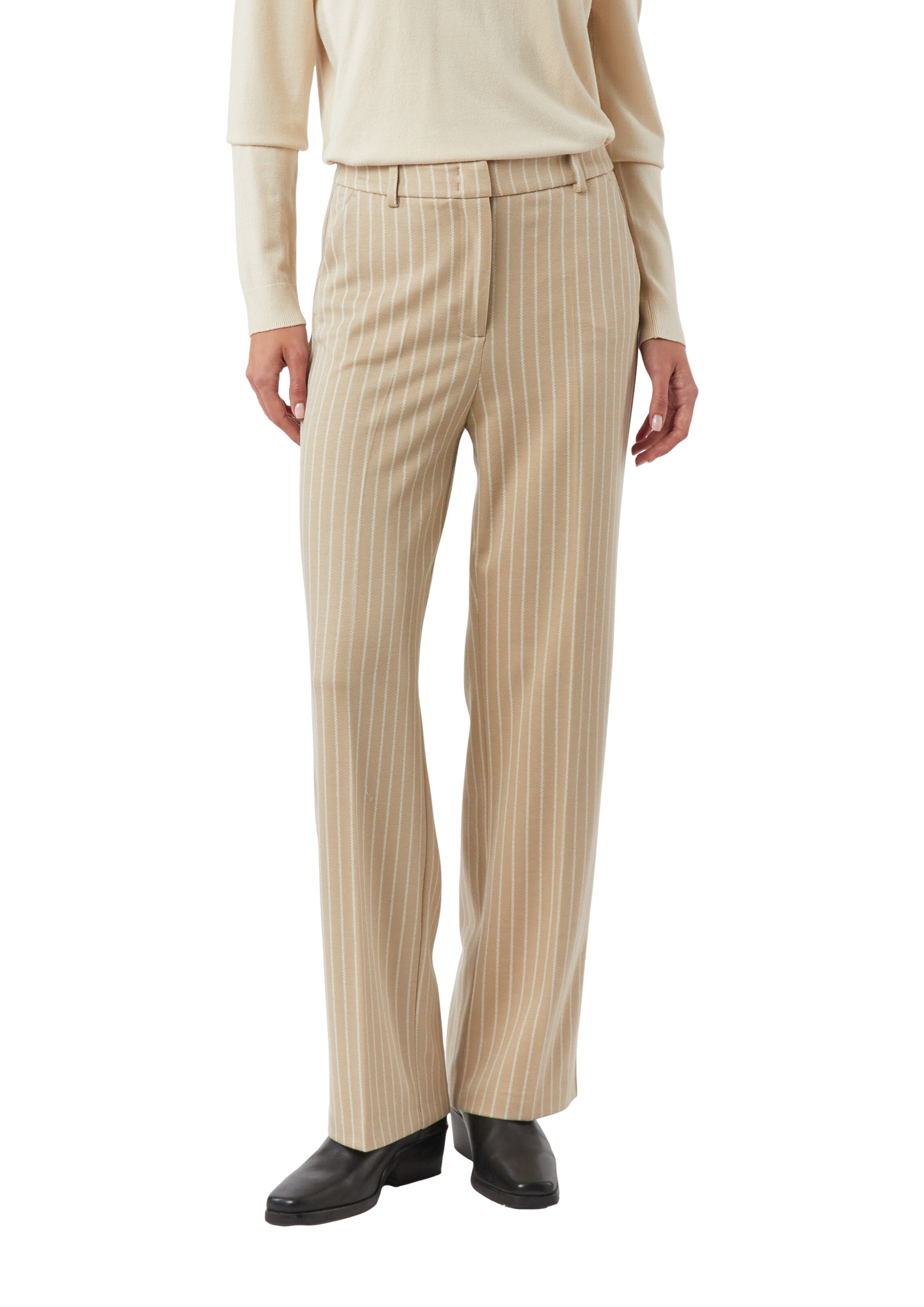 COMMA Regular Hose in Beige